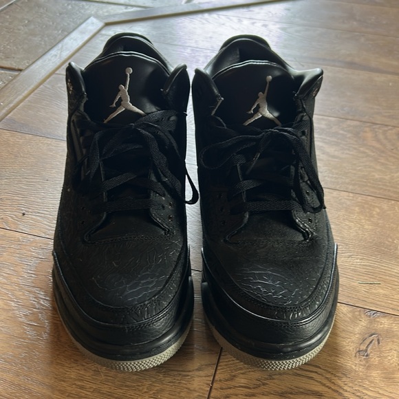 Men's Air Jordan 3 - Picture 9 of 11